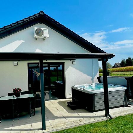 Domki Caloroczne Premium Zator Energylandia Exteriör bild