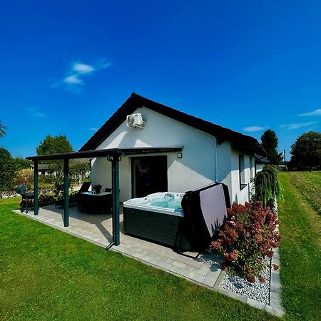 Domki Caloroczne Premium Zator Energylandia Exteriör bild
