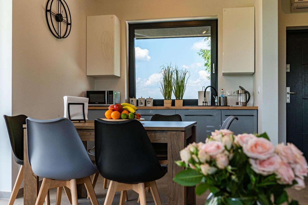 Domki Caloroczne Premium Zator Energylandia Exteriör bild