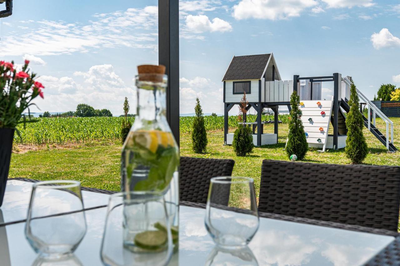 Domki Caloroczne Premium Zator Energylandia Exteriör bild